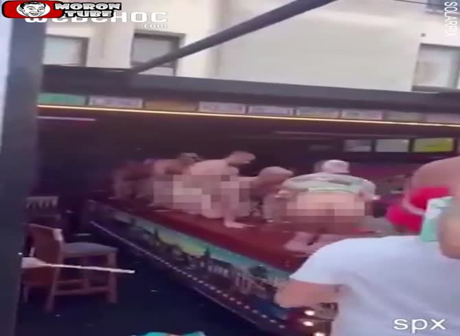 Video :Unclothed Following a controversial video, a British band stirs up controversy in an Algarve resort